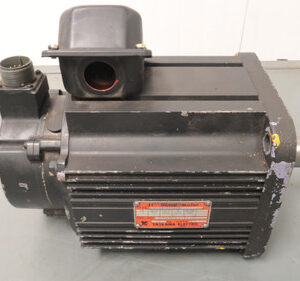 YASKAWA USACED-12AA2K AC Servo Motor