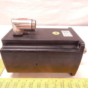 BAUMULLER 20819473 DSCG 071K64U38-5 SERVOMotor 3.6 KW UZK: 540 V 3800 RPM 10 A