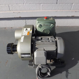 HITACHI D135713 TFO-K 4P 0.75 KW 3PH Motor de Inducción con Transmisión de Potencia