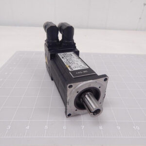 LENZE MCS 06F60-RS0B0-A11N-ST6S00N-R6SU Servo Motor 180 V 0.57 KW 400 HZ 6000 RPM 2.5 A 0.76 HP
