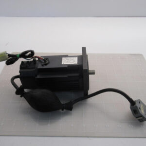 YASKAWA USAREM-03CSF12 Motor