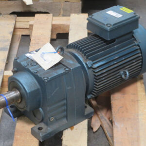 SEW EURODRIVE R77DV132S4 EngranajeMotor