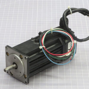 YASKAWA USAREM-01CFJ33 AC Servo Motor